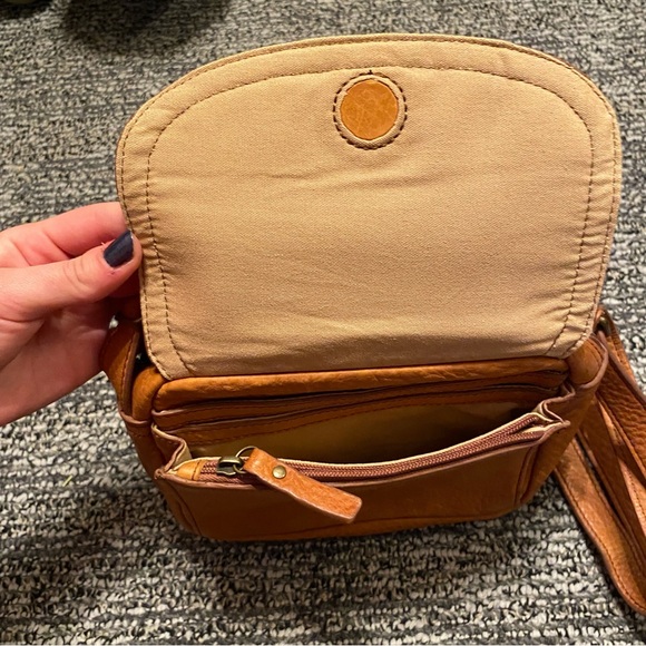 Duluth Trading Company Crossbody Bag - Picture 4 of 5